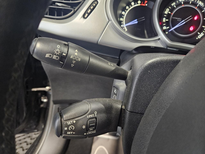 Photo 18 de l'offre de CITROEN C3  1.4 73 Exclusive BVM à 7490€ chez MKP Distribution