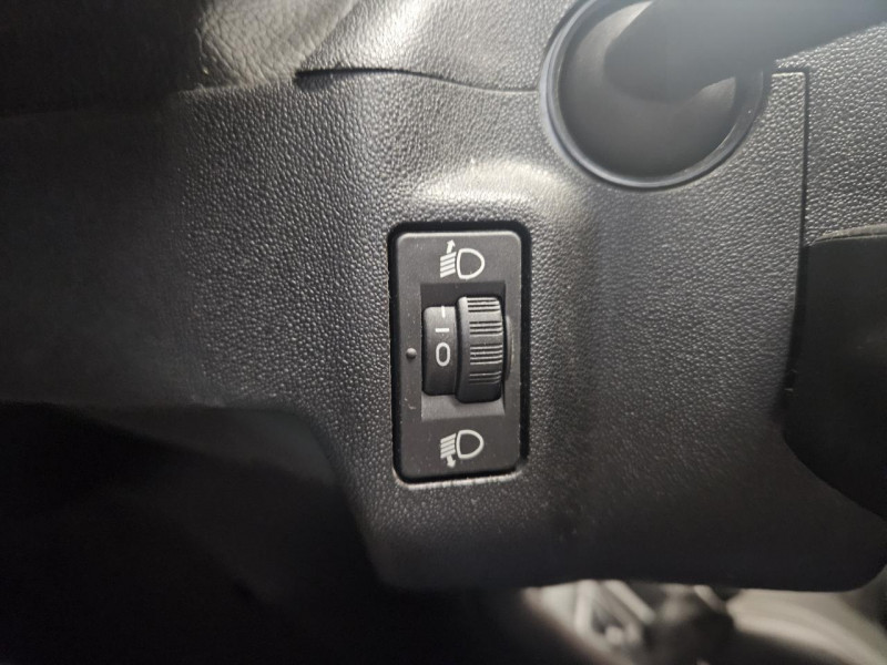 Photo 20 de l'offre de CITROEN C3  1.4 73 Exclusive BVM à 7490€ chez MKP Distribution