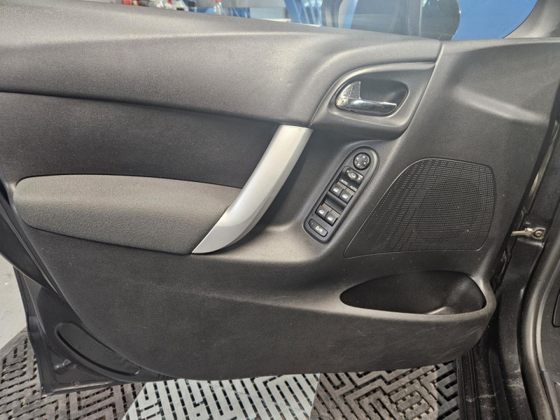 Photo 29 de l'offre de CITROEN C3  1.4 73 Exclusive BVM à 7490€ chez MKP Distribution