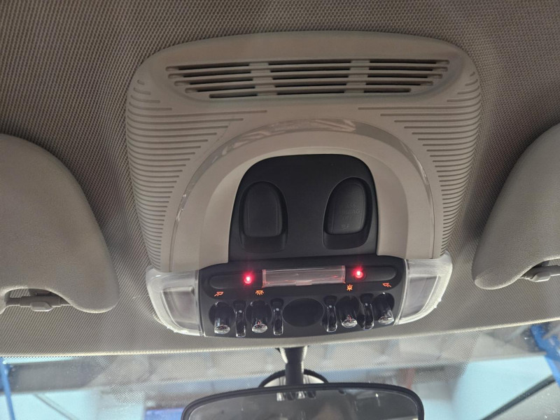 Photo 32 de l'offre de MINI MINI 1.5 136 Cooper Pack Chili BVM 5P à 12990€ chez MKP Distribution