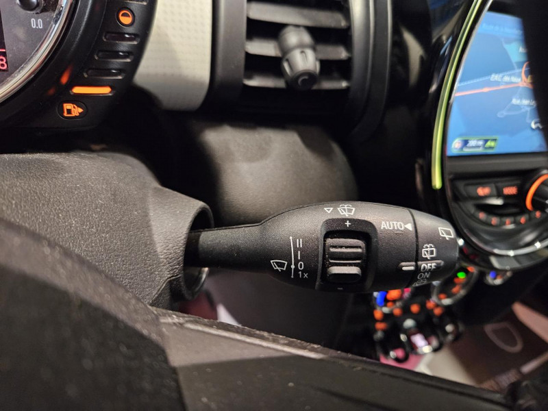 Photo 22 de l'offre de MINI MINI 1.5 136 Cooper Pack Chili BVM 5P à 12990€ chez MKP Distribution