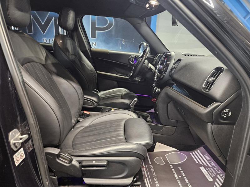 Photo 14 de l'offre de MINI COUNTRYMAN 1.5 136 COOPER NORTHWOOD BVA7 à 23490€ chez MKP Distribution