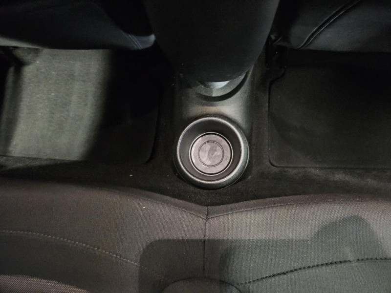 Photo 34 de l'offre de MINI MINI 1.5 136 Cooper Pack Chili BVM 5P à 12990€ chez MKP Distribution