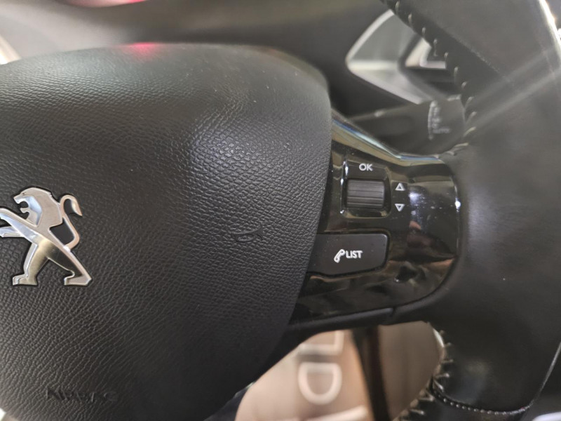 Photo 20 de l'offre de PEUGEOT 308 SW 1.5 HDi 130 Allure BVM  à 12490€ chez MKP Distribution