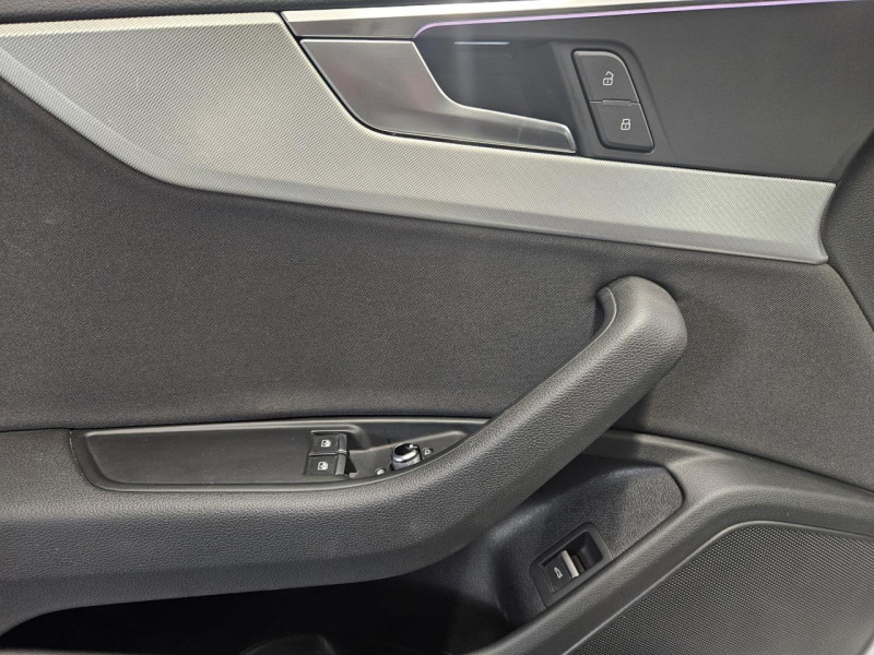Photo 43 de l'offre de AUDI A5 2.0  TFSI 190 S tronic 7 DESIGN à 23990€ chez MKP Distribution