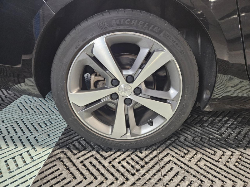 Photo 44 de l'offre de PEUGEOT 308 SW 1.5 HDi 130 Allure BVM  à 12490€ chez MKP Distribution