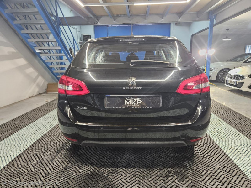 Photo 4 de l'offre de PEUGEOT 308 SW 1.5 HDi 130 Allure BVM  à 12490€ chez MKP Distribution