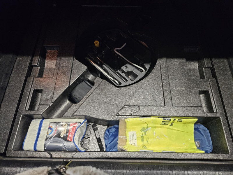 Photo 10 de l'offre de PEUGEOT 308 SW 1.5 HDi 130 Allure BVM  à 12490€ chez MKP Distribution