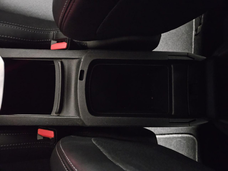 Photo 33 de l'offre de PEUGEOT 308 SW 1.5 HDi 130 Allure BVM  à 12490€ chez MKP Distribution