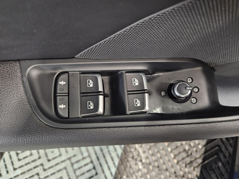 Photo 47 de l'offre de AUDI A3 SPORTBACK 2.0 35 TDI 150  S-LINE DSG à 21490€ chez MKP Distribution
