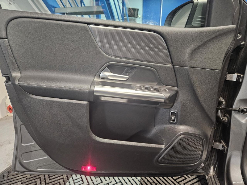 Photo 44 de l'offre de MERCEDES-BENZ CLASSE B 180 d 116 STYLE LINE 7G-DCT à 19990€ chez MKP Distribution