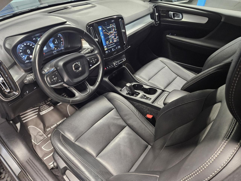 Photo 12 de l'offre de VOLVO XC40 2.0 D3 150 MOMENTUM BVA à 24490€ chez MKP Distribution