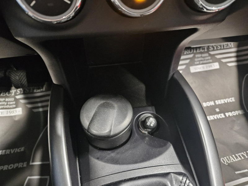 Photo 35 de l'offre de CITROEN C CROSSER 2.2 HDi 156 4WD Exclusive BVM 7 Places à 15490€ chez MKP Distribution