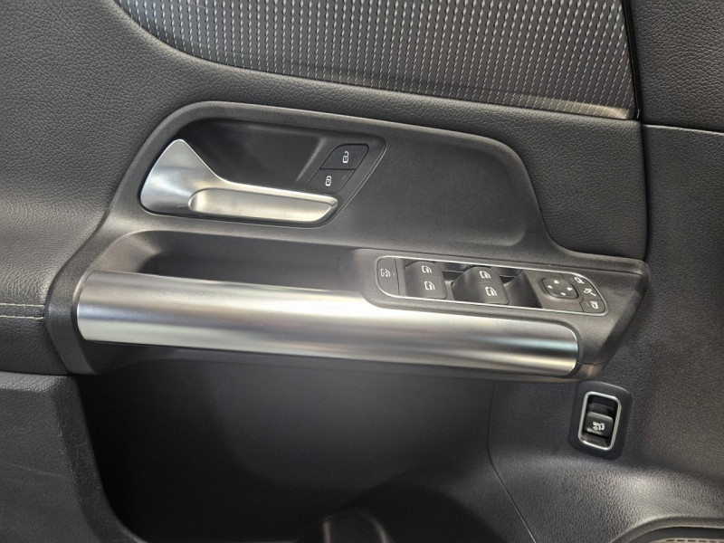 Photo 46 de l'offre de MERCEDES-BENZ CLASSE B 180 d 116 STYLE LINE 7G-DCT à 19990€ chez MKP Distribution