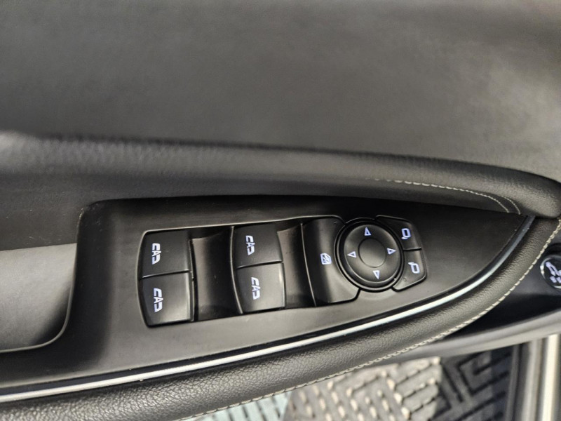 Photo 49 de l'offre de OPEL INSIGNIA Sports Tourer 1.5 Turbo 165 BVA6 Elite à 15990€ chez MKP Distribution