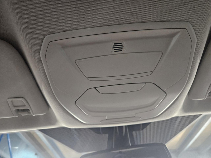 Photo 38 de l'offre de FORD KUGA 1.5 ECOBOOST 150 Titanium BVM à 13990€ chez MKP Distribution