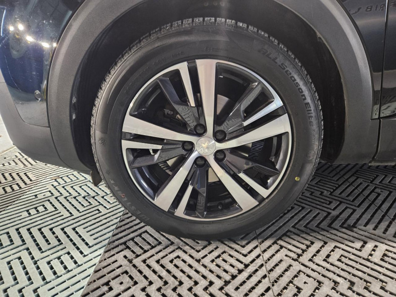 Photo 48 de l'offre de PEUGEOT 3008 1.5 HDi 130 EAT8 GT-LINE à 20490€ chez MKP Distribution