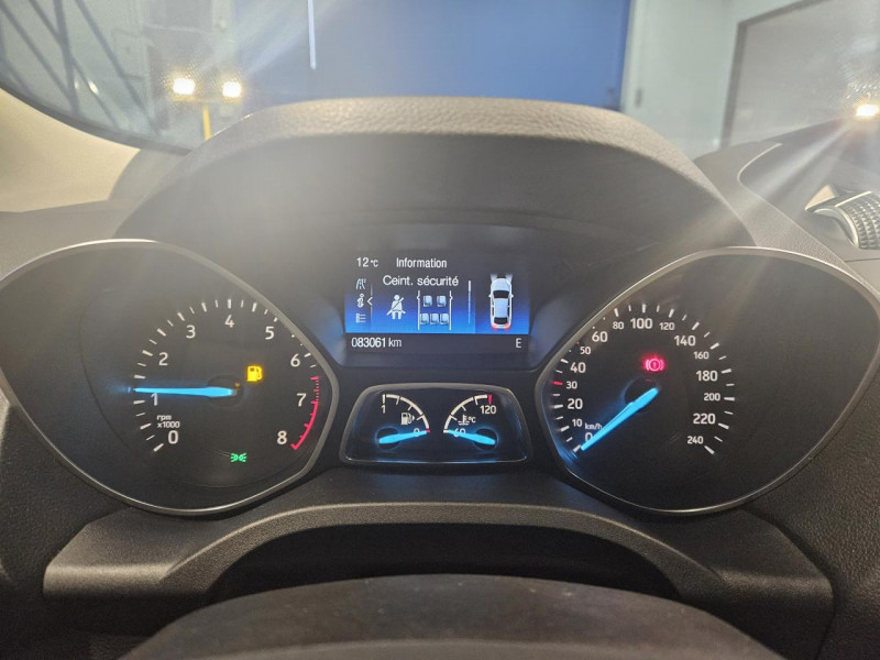 Photo 17 de l'offre de FORD KUGA 1.5 ECOBOOST 150 Titanium BVM à 13990€ chez MKP Distribution