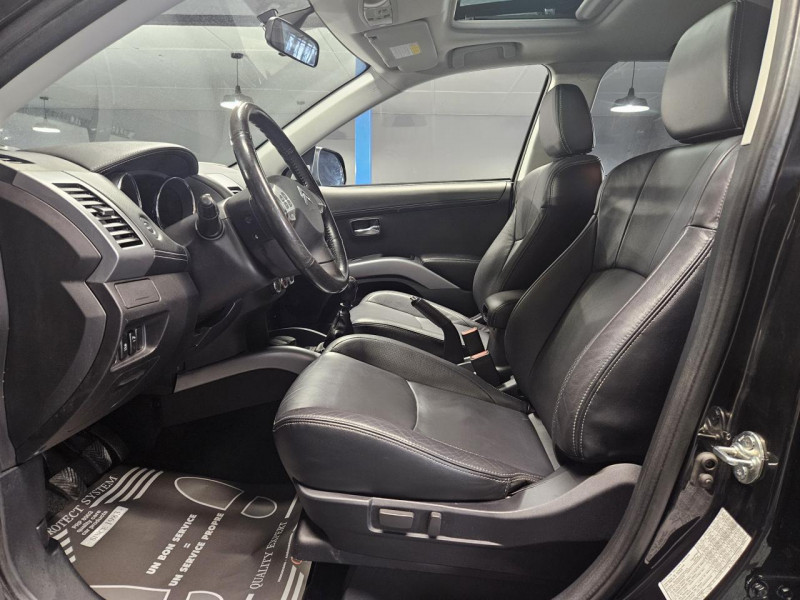 Photo 16 de l'offre de CITROEN C CROSSER 2.2 HDi 156 4WD Exclusive BVM 7 Places à 15490€ chez MKP Distribution