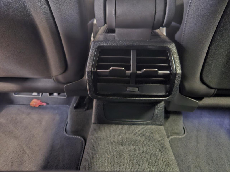 Photo 43 de l'offre de AUDI Q3 SPORTBACK 45 TFSIe 1.4 245 S LINE BVA à 36990€ chez MKP Distribution