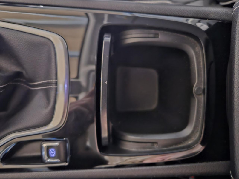 Photo 32 de l'offre de OPEL INSIGNIA Sports Tourer 1.5 Turbo 165 BVA6 Elite à 15990€ chez MKP Distribution