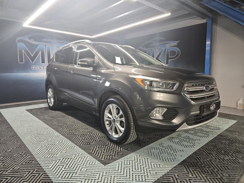 Photo 7 de l'offre de FORD KUGA 1.5 ECOBOOST 150 Titanium BVM à 13990€ chez MKP Distribution