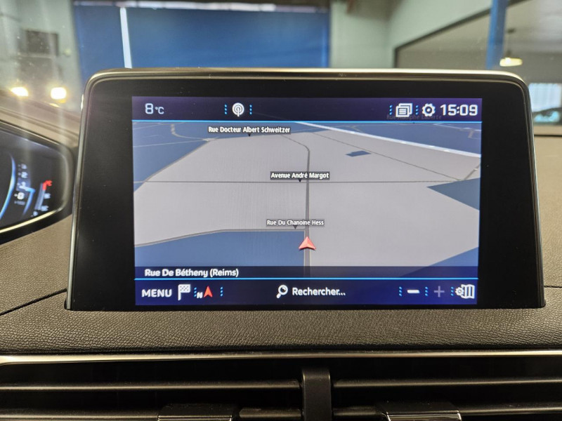 Photo 27 de l'offre de PEUGEOT 3008 1.5 HDi 130 EAT8 GT-LINE à 20490€ chez MKP Distribution