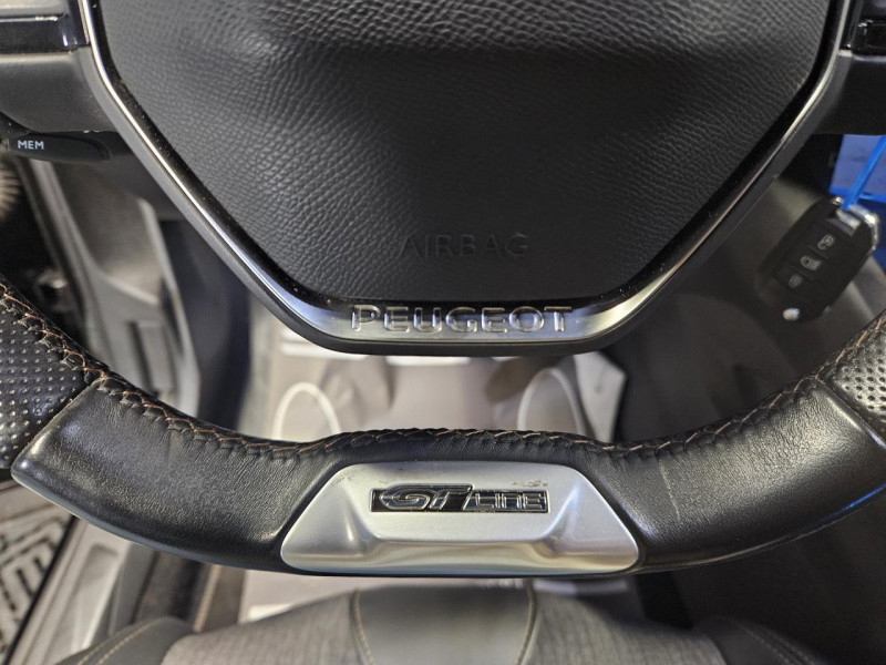 Photo 19 de l'offre de PEUGEOT 3008 1.5 HDi 130 EAT8 GT-LINE à 20490€ chez MKP Distribution