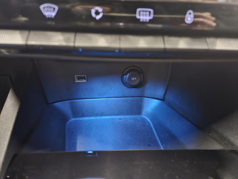 Photo 34 de l'offre de PEUGEOT 3008 1.5 HDi 130 EAT8 GT-LINE à 20490€ chez MKP Distribution