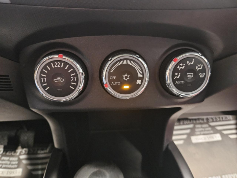 Photo 33 de l'offre de CITROEN C CROSSER 2.2 HDi 156 4WD Exclusive BVM 7 Places à 15490€ chez MKP Distribution