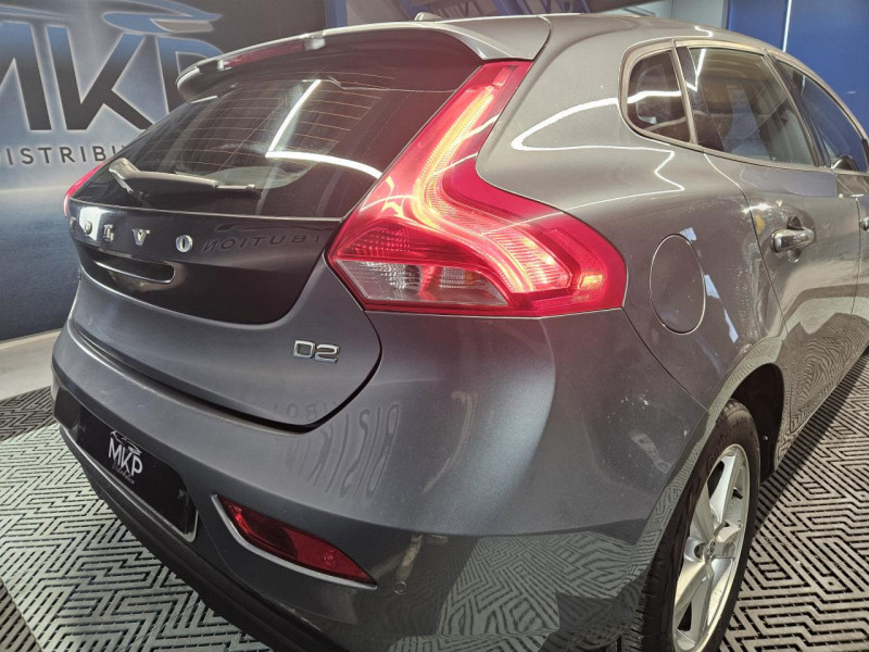 Photo 48 de l'offre de VOLVO V40  D2 2.0D 120 Momentum BVM6 à 12490€ chez MKP Distribution