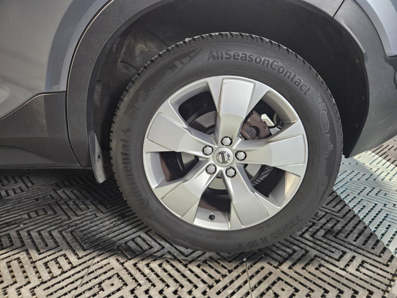 Photo 47 de l'offre de VOLVO XC40 2.0 D3 150 MOMENTUM BVA à 24490€ chez MKP Distribution