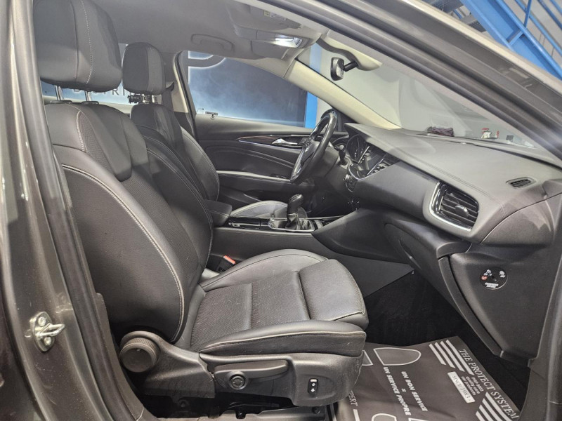 Photo 14 de l'offre de OPEL INSIGNIA Sports Tourer 1.5 Turbo 165 BVA6 Elite à 15990€ chez MKP Distribution