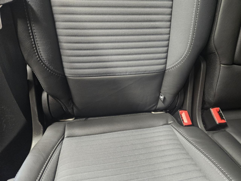 Photo 36 de l'offre de FORD KUGA 1.5 ECOBOOST 150 Titanium BVM à 13990€ chez MKP Distribution