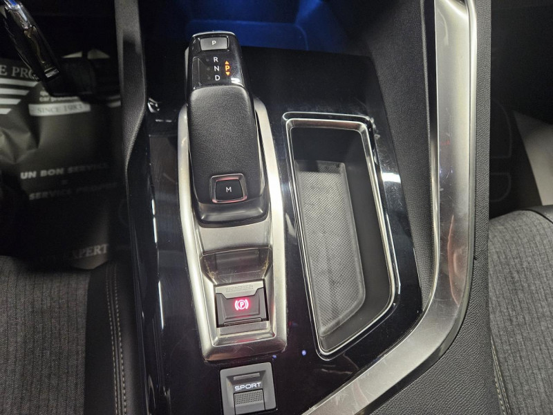 Photo 33 de l'offre de PEUGEOT 3008 1.5 HDi 130 EAT8 GT-LINE à 20490€ chez MKP Distribution