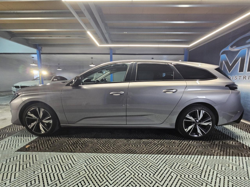 Photo 2 de l'offre de PEUGEOT 308 SW  1.5 BlueHDi 130 EAT8 Allure à 16490€ chez MKP Distribution