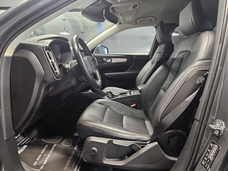 Photo 13 de l'offre de VOLVO XC40 2.0 D3 150 MOMENTUM BVA à 24490€ chez MKP Distribution