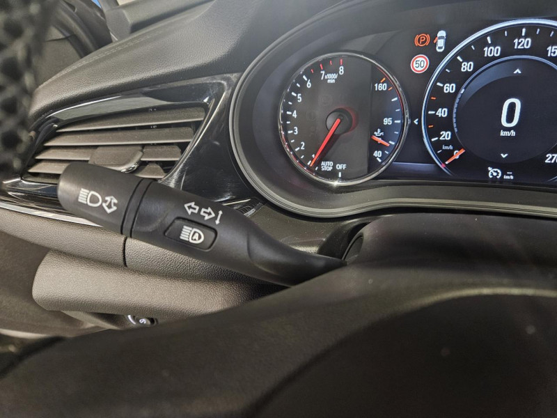 Photo 21 de l'offre de OPEL INSIGNIA Sports Tourer 1.5 Turbo 165 BVA6 Elite à 15990€ chez MKP Distribution