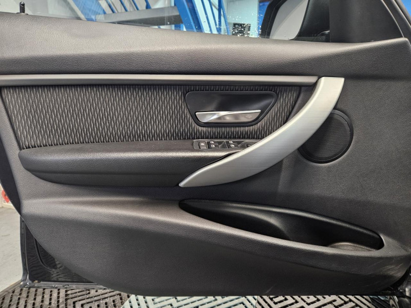Photo 41 de l'offre de BMW SERIE 3 320d 184 F30 Lounge BVM à 15990€ chez MKP Distribution