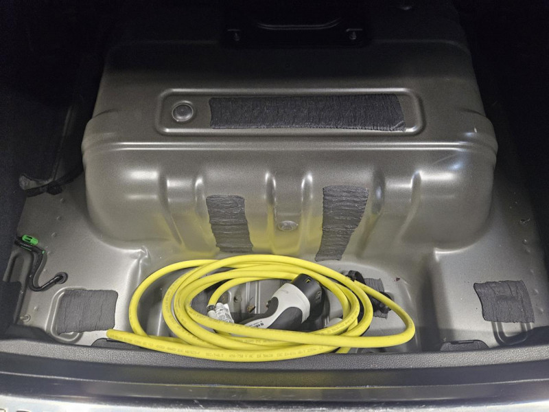 Photo 10 de l'offre de AUDI Q3 SPORTBACK 45 TFSIe 1.4 245 S LINE BVA à 36990€ chez MKP Distribution