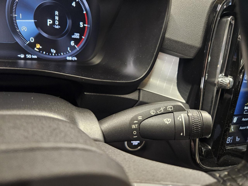 Photo 22 de l'offre de VOLVO XC40 2.0 D3 150 MOMENTUM BVA à 24490€ chez MKP Distribution
