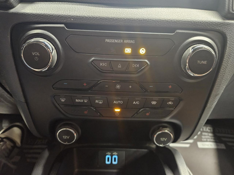 Photo 32 de l'offre de FORD RANGER DOUBLE CABINE 3.2 TDCi 200 4X4 WILDTRAK BVA à 31990€ chez MKP Distribution