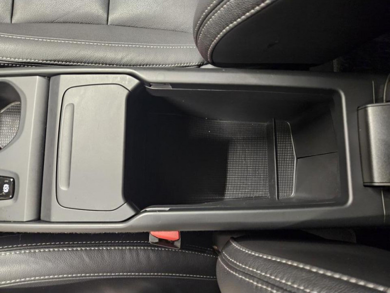Photo 32 de l'offre de VOLVO XC40 2.0 D3 150 MOMENTUM BVA à 24990€ chez MKP Distribution