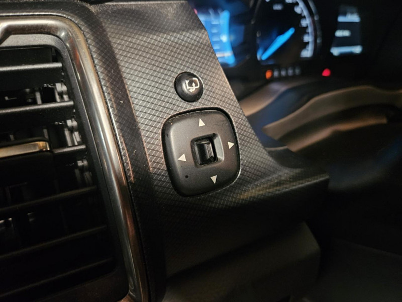 Photo 25 de l'offre de FORD RANGER DOUBLE CABINE 3.2 TDCi 200 4X4 WILDTRAK BVA à 31990€ chez MKP Distribution