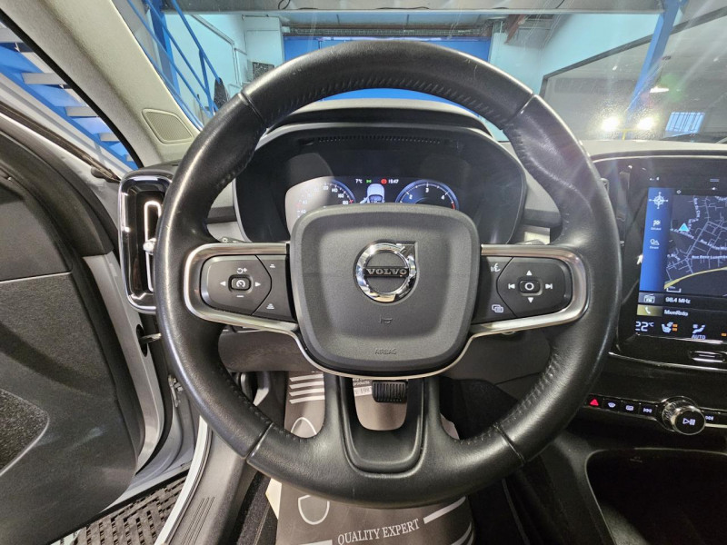 Photo 18 de l'offre de VOLVO XC40 2.0 D3 150 MOMENTUM BVA à 24990€ chez MKP Distribution