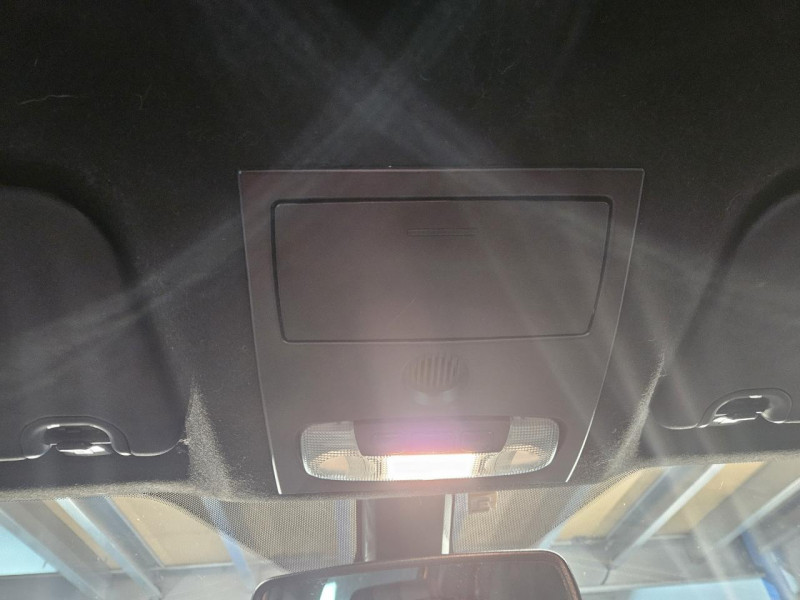 Photo 38 de l'offre de FORD RANGER DOUBLE CABINE 3.2 TDCi 200 4X4 WILDTRAK BVA à 31990€ chez MKP Distribution