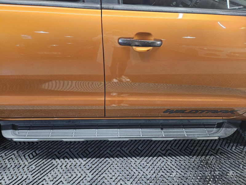 Photo 48 de l'offre de FORD RANGER DOUBLE CABINE 3.2 TDCi 200 4X4 WILDTRAK BVA à 31990€ chez MKP Distribution