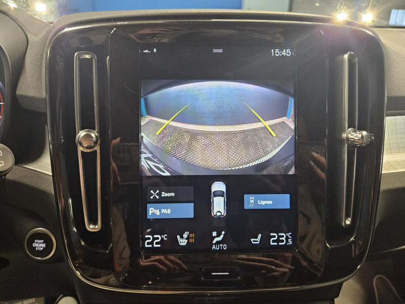 Photo 25 de l'offre de VOLVO XC40 2.0 D3 150 MOMENTUM BVA à 24990€ chez MKP Distribution