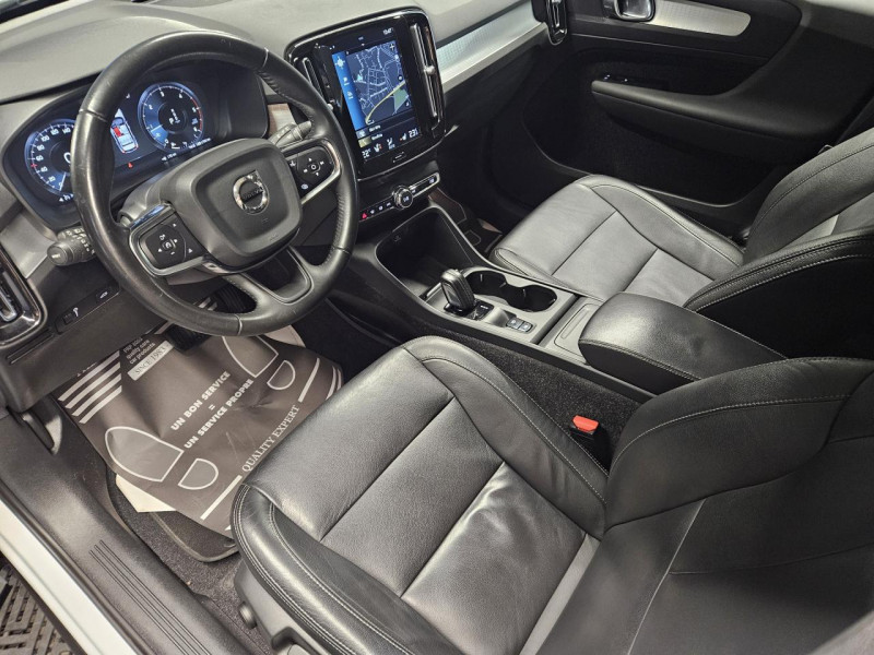Photo 12 de l'offre de VOLVO XC40 2.0 D3 150 MOMENTUM BVA à 24990€ chez MKP Distribution
