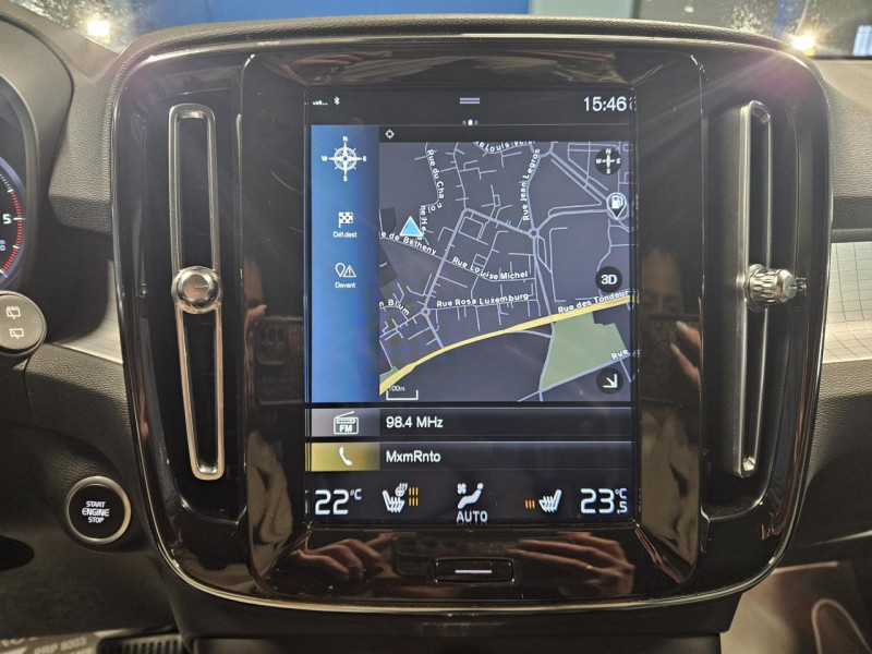 Photo 24 de l'offre de VOLVO XC40 2.0 D3 150 MOMENTUM BVA à 24990€ chez MKP Distribution